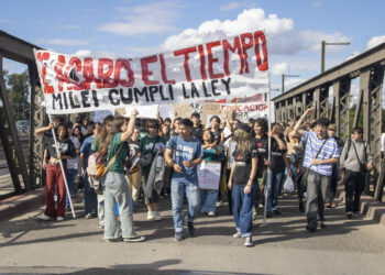 Esta vez, la calle le dijo a Milei que se acabó el tiempo