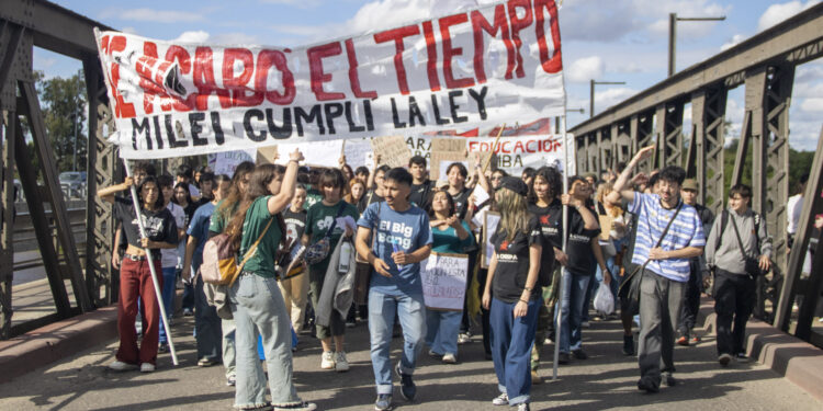 Esta vez, la calle le dijo a Milei que se acabó el tiempo